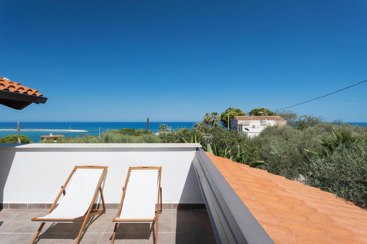 Villa Mendolia Ai Caracoli Termini Imerese Extérieur photo